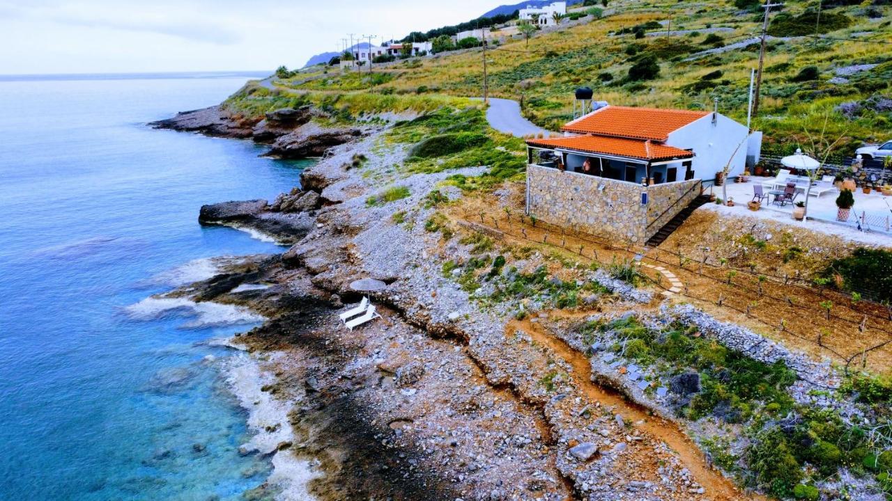 Tholos Alexandra'S Beachfront House Kavoúsion Buitenkant foto